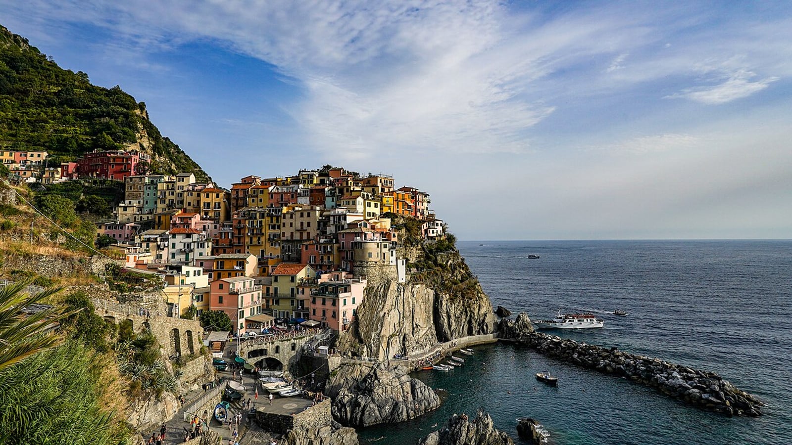 Manarola village in Cinque Terre on the Ligurian coast